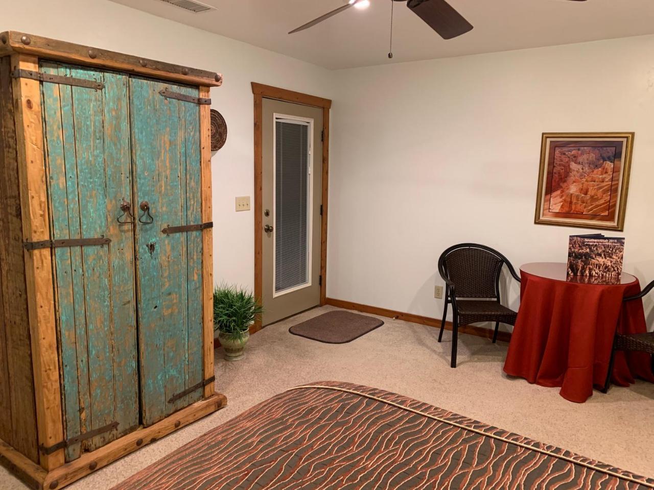 Slot Canyons Inn Bed & Breakfast Escalante Bagian luar foto