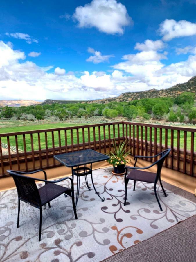 Slot Canyons Inn Bed & Breakfast Escalante Bagian luar foto