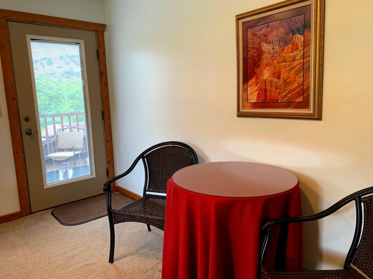 Slot Canyons Inn Bed & Breakfast Escalante Bagian luar foto
